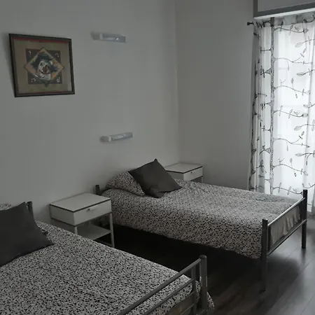 Izaxulo Alojamento de Acomodação e Pequeno-almoço *